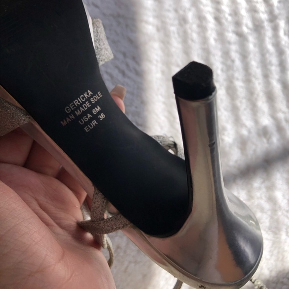 Sparkly heels - Picture 3 of 3